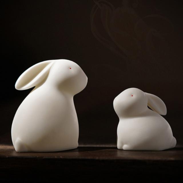 白うさぎ　陶磁器　ウサキ　兎　卯 白うさぎ 陶磁器 ウサキ 兎 卯（白うさぎ 陶磁器 ウサキ 兎 卯