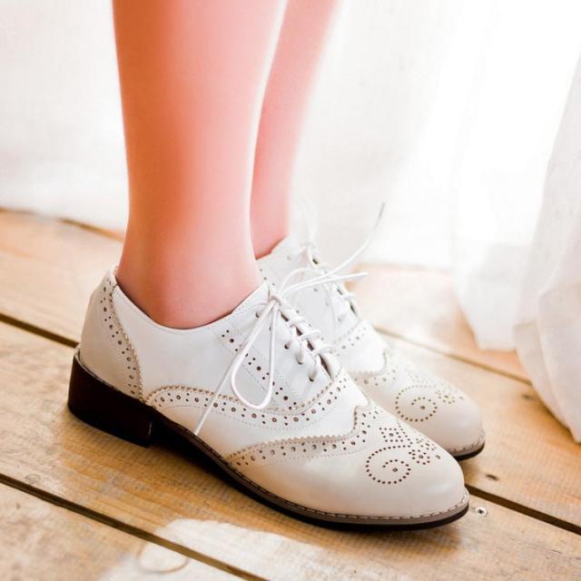 【myu】オックスフォード シューズ ホワイト ウィングチップ 24cm myu様専用】オックスフォード シューズ ホワイト ウィングチップ