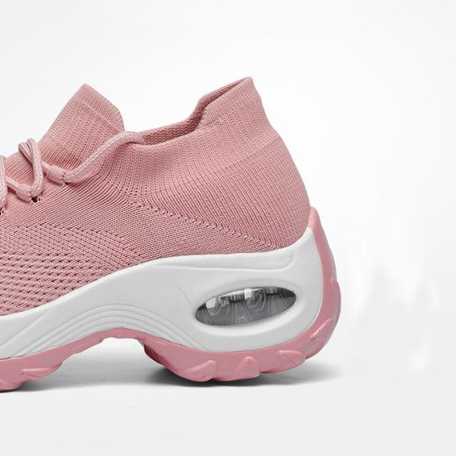 【新品】NB6 ニットスニーカー 41 ピンク/ホワイト 新品】NB6 ニットスニーカー 41 ピンク/ホワイト スニーカー