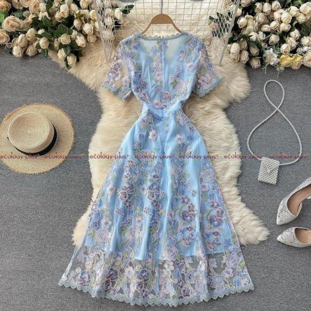 レトロな重工業の高級感のあるレディーススタイルのスカート刺繍メッシュドレスエレガントなブルーのスリムドレス女性のサマードレス レトロな重工業の高級感のあるレディーススタイルのスカート刺繍