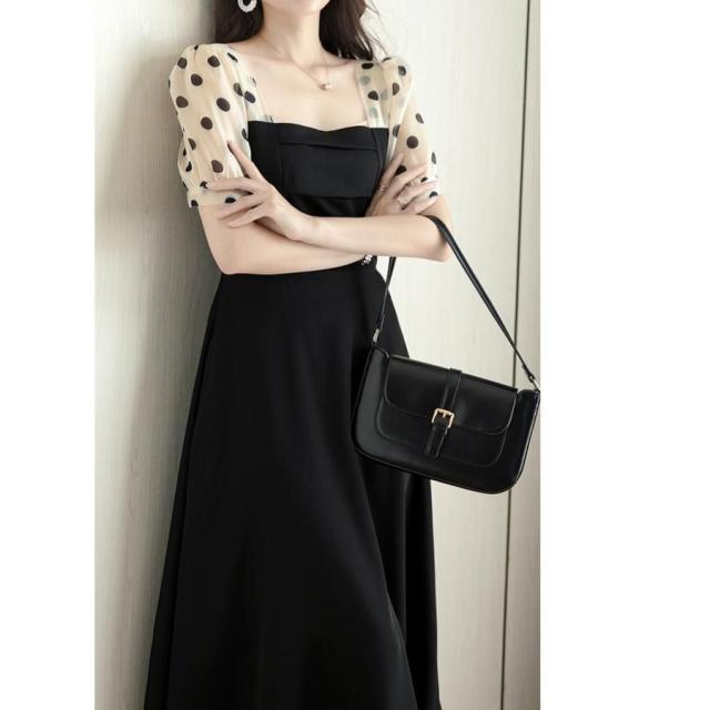 ワンピース ドット柄 パフスリーブ 半袖 透け感 切り替えデザイン 膝下丈 ロマンティック 甘め リゾート 休日 ストリート ママスタイル ワンピース ドット柄 パフスリーブ 半袖 透け感 切り替えデザイン 膝下