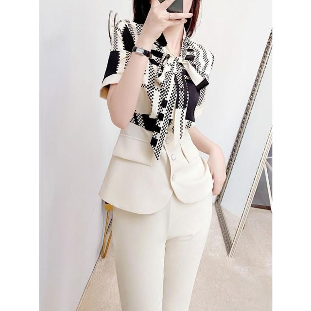 セットアップ ジャケット パンツ プリント柄 半袖 ボウタイリボン ウエストシェイプ ボタン セレブスタイル ボーイッシュ 入学式 学校行事 セットアップ ジャケット パンツ プリント柄 半袖 ボウタイリボン