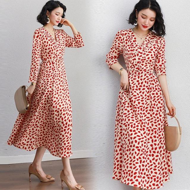 ワンピース レディース 40代 シフォンワンピース 春新作 きれいめ マキシワンピース Vネック 長袖 ドット柄 フレアスカート オシャレ 結婚式 お出かけ 大人