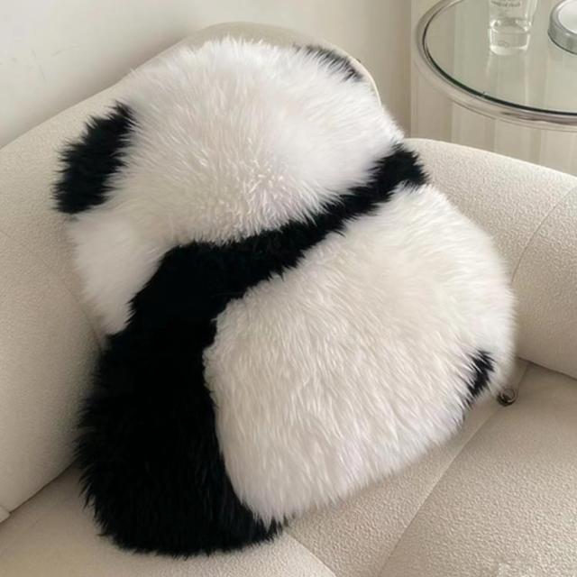 ムートン　クッション　リアルファー　クリーム色 抱き枕 長方形　大型　稀少品 ムートン クッション リアルファー クリーム色 抱き枕 長方形 大型