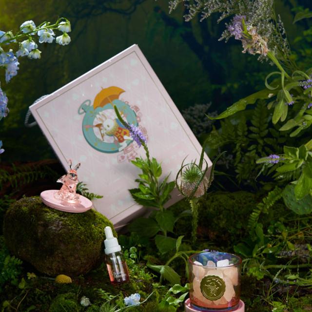 花うさぎ うさぎオルゴールドール『花みやび 花づくし』回転型 | ジェニー