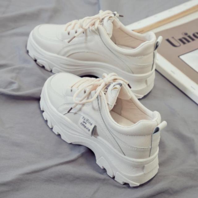 スポーツシューズ ダッド スニーカー ウォーキングシューズ 白 ダッド