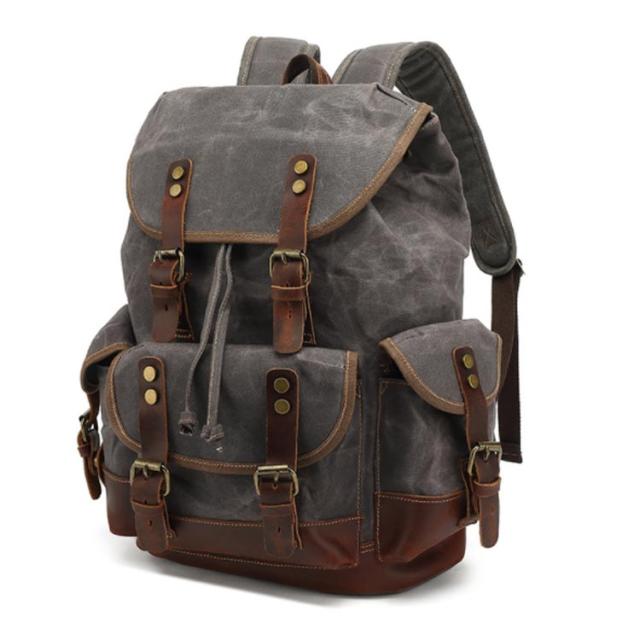 ミリタリーリュック 大容量 メンズ レディース リュック 帆布 キャンバス 丈夫 ビンテージ加工 防水 撥水加工 欧米風 バックパック リュックサック トラベル 旅行 バッグ レザー A4 収納可 男女兼用 通勤 通学 アウトドア リュックサック 鞄 父 敬老の日 プレゼント 送料無料の通販は ミリタリーリュック 大容量 メンズ レディース リュック 帆布 キャンバス 丈夫 ビンテージ加工 防水 撥水加工 欧米風 バックパック リュックサック トラベル 旅行 バッグ レザー A4 収納可 男女兼用 通勤 通学 アウトドア リュックサック 鞄 父 敬老の日 プレゼント 送料無料の通販は