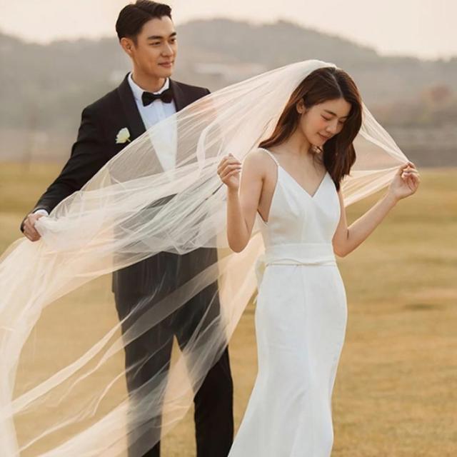 ウエディングドレス 二次会 マーメードドレス スレンダーライン V