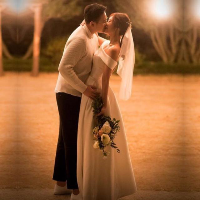 オフショルダーウエディングドレス ウエディングドレス エンパイア