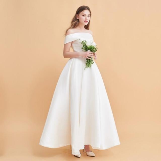オフショルダーウエディングドレス ウエディングドレス エンパイアドレス エンパイアライン 花嫁ドレス Aライン 無地 結婚式 写真撮影 ウエディングドレス フォトウェディング オフショルダーウエディングドレス ウエディングドレス エンパイア
