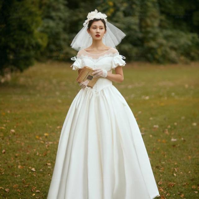 パフスリーブ ウェディングドレス シンプル リボン Aライン 結婚 ウエディングドレス ウェディングドレス Vネック Aライン