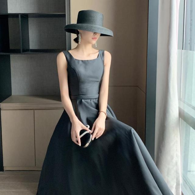 ウエディングドレス 二次会 スクエアネック ノースリブ 背空き