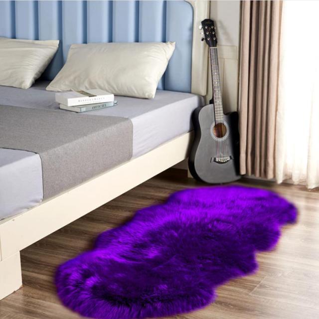 16colors 70×170cm 70×180cm ムートン マット ソファー 毛皮ラグ ムートン調 ファー フェイクファー チェアカバー ソファカバー ソファーカバー 一人暮らし インテリア 雑貨 敷物 かわいい 新生活の通販は