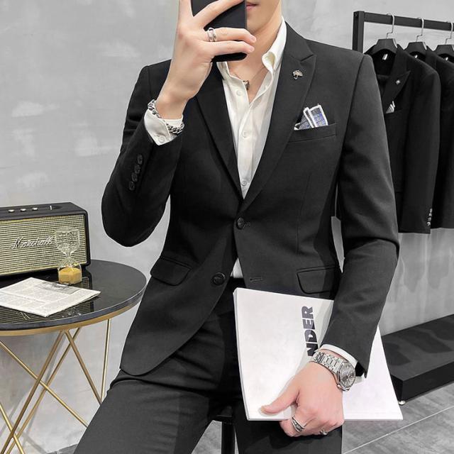 2点セット ジャケット+パンツ 上下セット 礼服 メンズ スタイリッシュ フォーマルスーツ スリムスーツ 韓国風 2つボタン シングル スーツ ブラックスーツ 喪服 冠婚葬祭 結婚式 黒 オールシーズン 気質優雅 2点セット ジャケット+パンツ 上下セット 礼服 メンズ スタイリッシュ