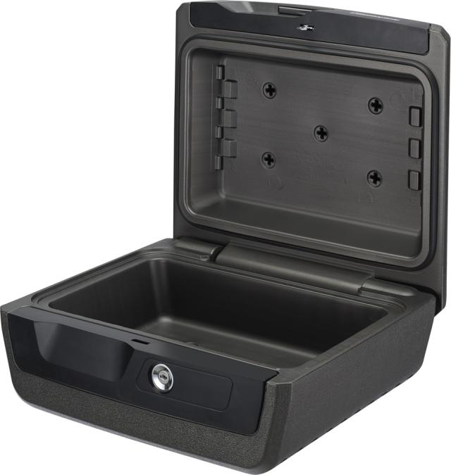 SENTRY CHW30100 ポータブル耐火・防水保管庫SENTRY　ウォータープルーフ CWシリーズ[CHW30100] 返品種別A_2
