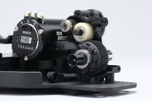ヨコモ 1/10 電動RC組立てシャーシキット ルーキードリフト