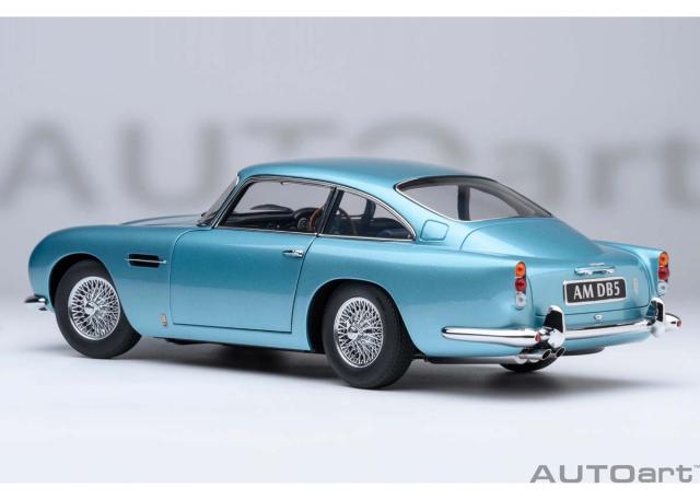オートアート 1/18 アストンマーチン DB5（ライトブルー・パール）【70288】ミニカー 返品種別B