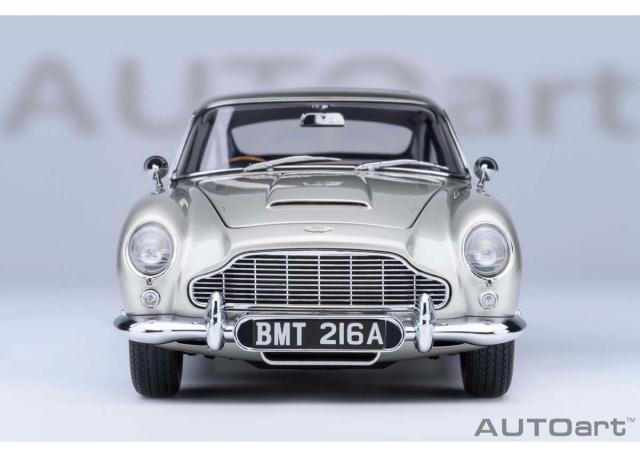 オートアート 1/18 アストンマーチン DB5 「007/ゴールドフィンガー
