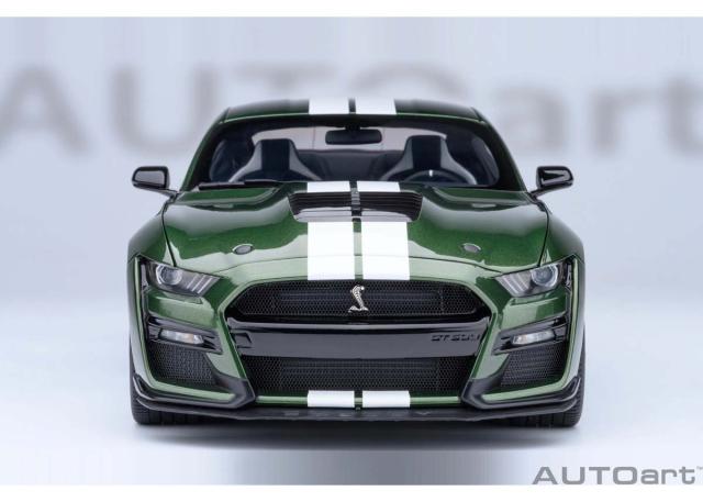 オートアート 1/18 フォード マスタング シェルビー GT500（グリーン