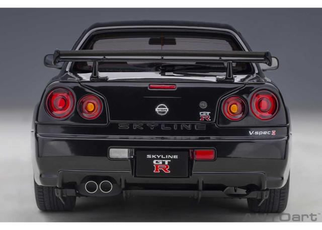 オートアート1/18　スカイライン　GT-R 　チューンド　バージョン　ブラック オートアート 1/18 ニッサン スカイライン ニスモ R34 GT-R Z