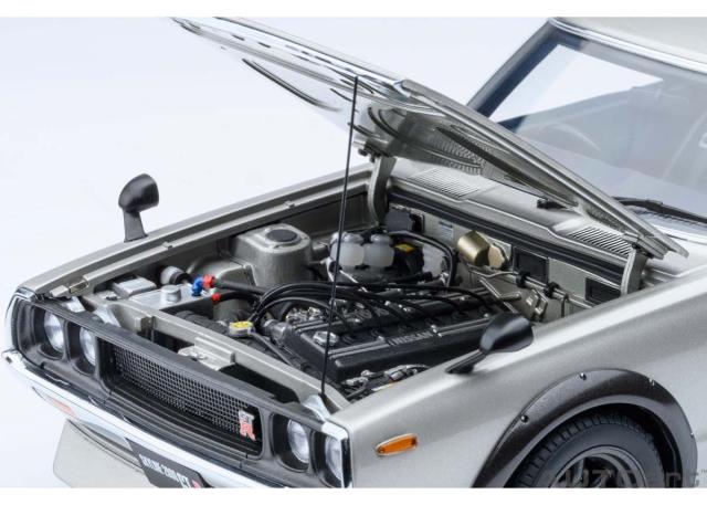 オートアート 1/18 日産 スカイライン 2000GT-R （KPGC110） チューンド・バージョン （シルバー）【77466】ミニカー 返品種別B