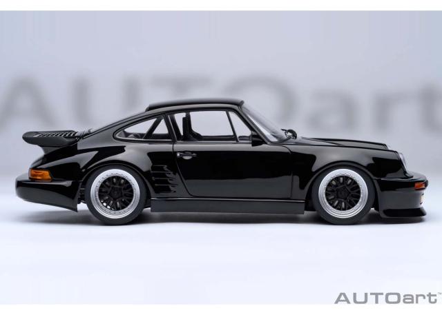 オートアート 1/18 ポルシェ 911 （930） ターボ 「湾岸ミッドナイト