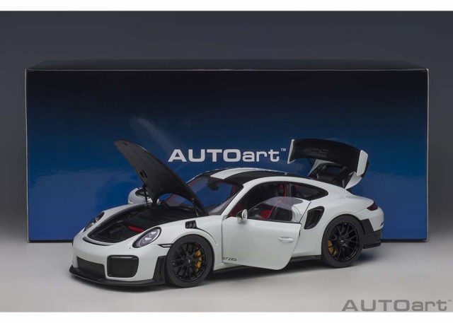 オートアート 1/18 ポルシェ 911 (991.2) GT2 RS ヴァイザッハ オートアート 1/18 ポルシェ 911 (991.2) GT2 RS ヴァイザッハ