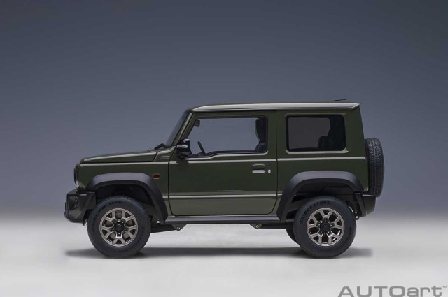 オートアート 1/18 スズキ ジムニー シエラ （JB74）（モス
