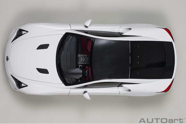 レクサス LFA ホワイテスト ホワイト ブラック カーボン オートアート オートアート 1/18 レクサス LFA ホワイテスト・ホワイト
