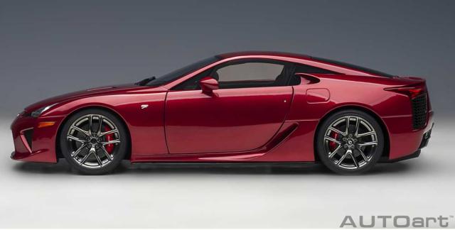 オートアート 1/18 レクサス LFA（パール・レッド）【78853】ミニカー