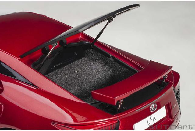 【現状品】オートアート 1/18 レクサス LFA パール・レッド Amazon | オートアート (AUTOart) 1/18 レクサス LFA (パール