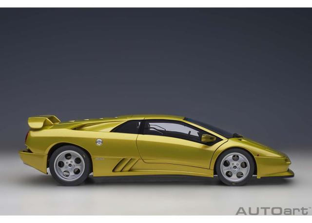 オートアート 【再生産】1/18 ランボルギーニ ディアブロ SE30（GIALLO SPYDER/メタリック・イエロー）【79157】ミニカー 返品種別B