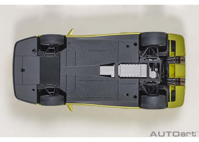 オートアート 【再生産】1/18 ランボルギーニ ディアブロ SE30（GIALLO SPYDER/メタリック・イエロー）【79157】ミニカー 返品種別B