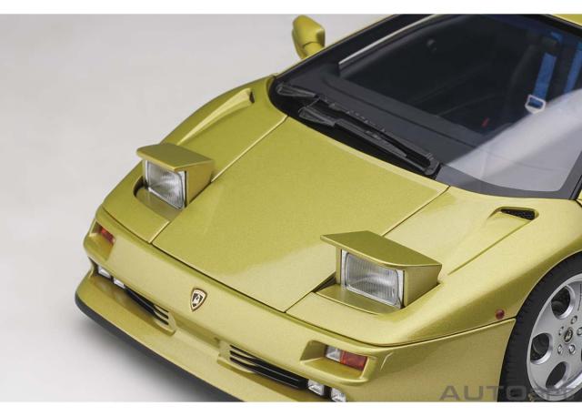 オートアート 【再生産】1/18 ランボルギーニ ディアブロ SE30（GIALLO SPYDER/メタリック・イエロー）【79157】ミニカー 返品種別B