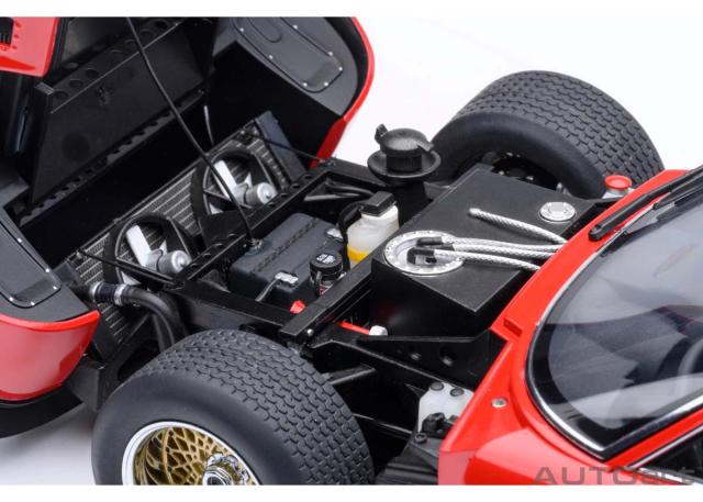 オートアート 1/18 ランボルギーニ ミウラ SVR “イオタ”（レッド）【79171】ミニカー 返品種別B