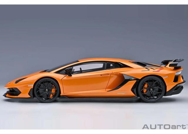 オートアート ランボルギーニ Aventador J 1/18 未展示品 オートアート1/18 ランボルギーニ アヴェンタドール J