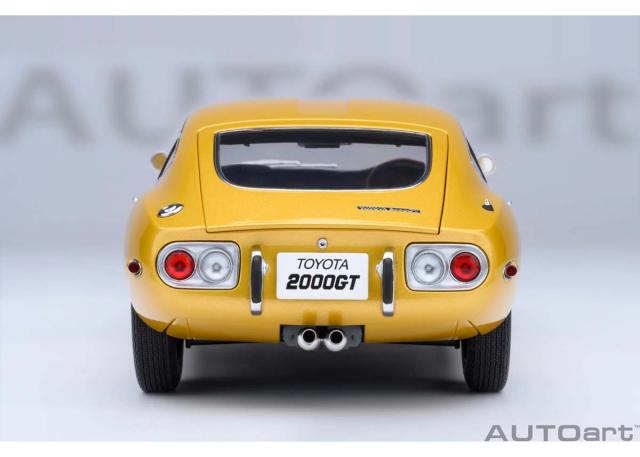 オートアート 1/18 トヨタ 2000GT 1967 （ゴールド）【79549】ミニカー 返品種別B