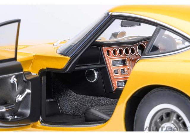 オートアート 1/18 トヨタ 2000GT 1967 （ゴールド）【79549】ミニカー 返品種別B