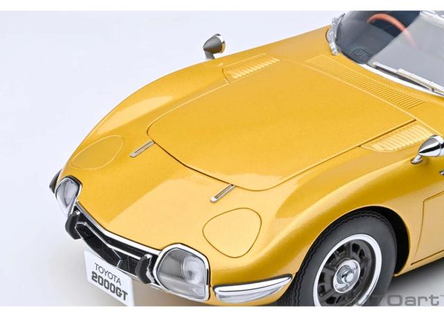 オートアート 1/18 トヨタ 2000GT 1967 （ゴールド）【79549】ミニカー 返品種別B