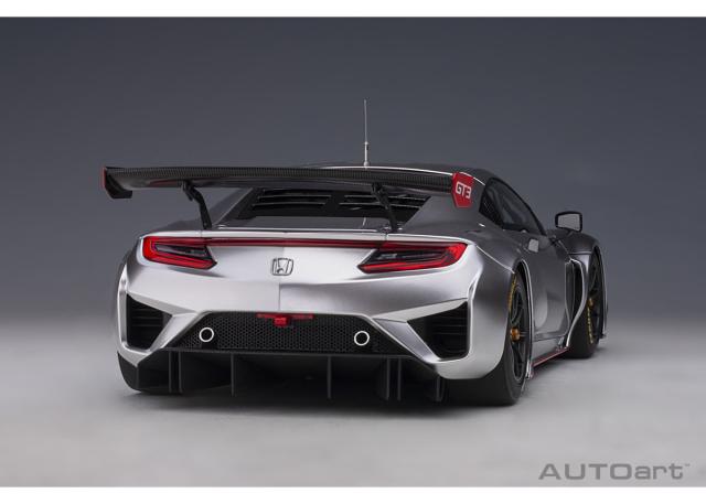 オートアート 1/18 ホンダ NSX GT3 2018 （ハイパー・シルバー）※開閉無【81897】ミニカー 返品種別B