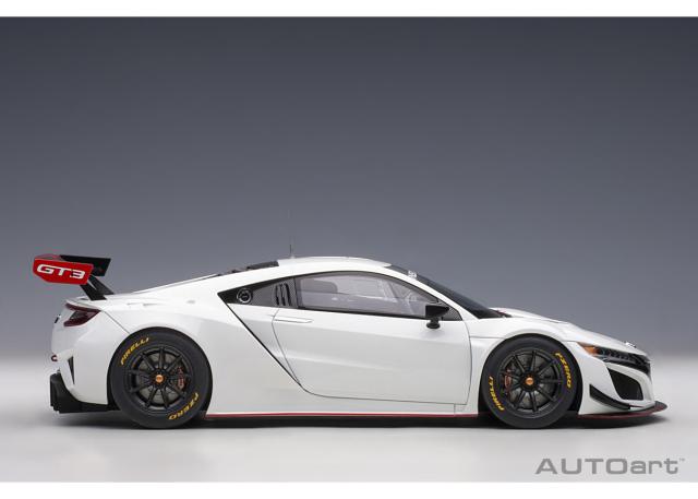 オートアート 1/18 ホンダ NSX GT3 2018 （ホワイト）※開閉無【81898】ミニカー 返品種別B