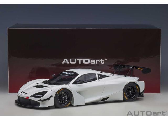275　未使用　1/18　オートアート　マクラーレン　12C　GT3　　ホワイト Amazon | AUTOart 1/18 マクラーレン MP4-12C GT3 (ホワイト
