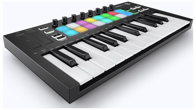 ノベーション 25鍵ミニ鍵盤MIDIキーボードコントローラー NOVATION