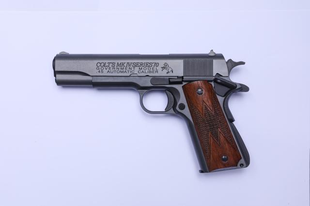 タニオコバ GM7.5 S70 ラージ刻印仕様 木製ウォルナット材WMチェッカーグリップ付きモデルガン  返品種別B