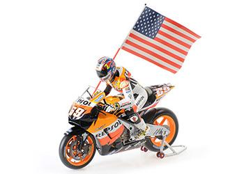 ミニチャンプス 1/12 ホンダ RC211V ニッキー・ヘイデン ワールドチャンピオン モトGP 2006 フィギュア＆フラッグ付き【122061169】ミニカー 返品種別B
