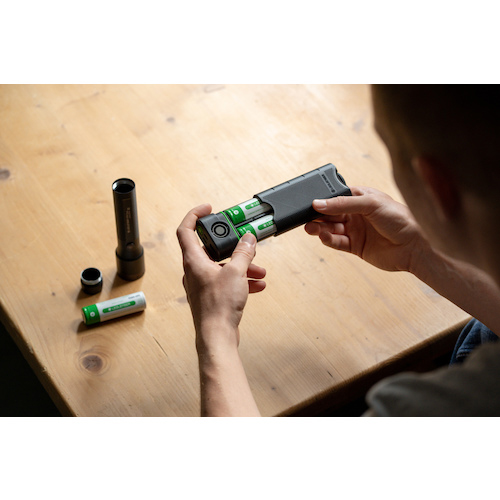 レッドレンザー 502127 専用充電池式　充電器LEDLENSER　Powerbank Flex10[502127LEDLENSER] 返品種別A_4