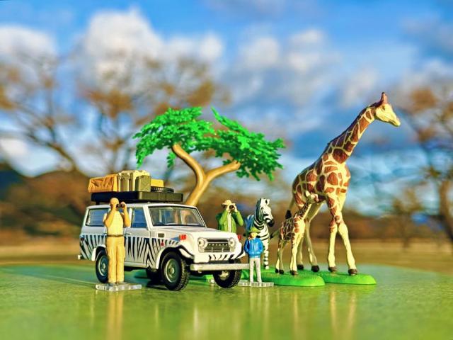 トミーテック 1/64 海洋堂×トミカリミテッド ヴィンテージ ジオコレ64 #カースナップ28a サファリ1 (トヨタ ランドクルーザー FJ56V型付属)【330554】ミニカー 返品種別B