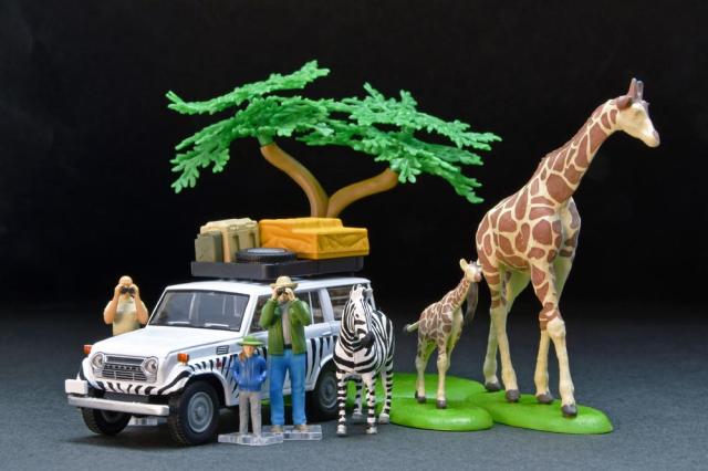 トミーテック 1/64 海洋堂×トミカリミテッド ヴィンテージ ジオコレ64 #カースナップ28a サファリ1 (トヨタ ランドクルーザー FJ56V型付属)【330554】ミニカー 返品種別B