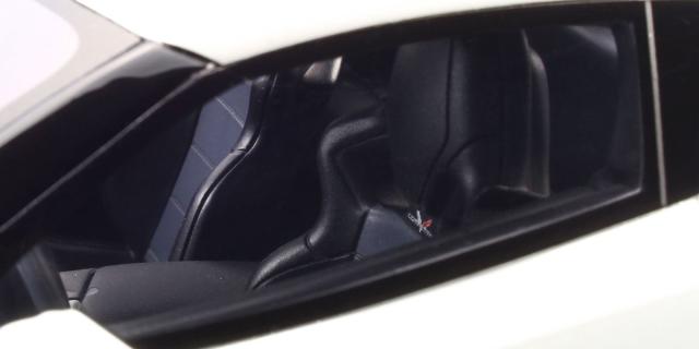 GTスピリット 【再生産】1/18 シボレー コルベット Z06 (C7)（ホワイト