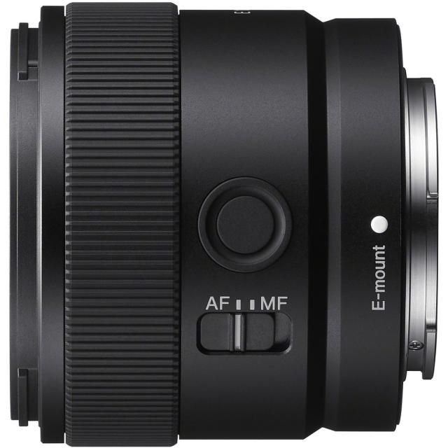ソニー SEL11F18 E 11mm F1.8※Eマウント用レンズ（APS-Cサイズミラーレス用）[SEL11F18] 返品種別A_11
